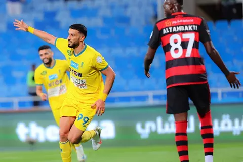 الهداف التاريخي مستمر في الدوري السعودي.. السومة على أعتاب الحزم